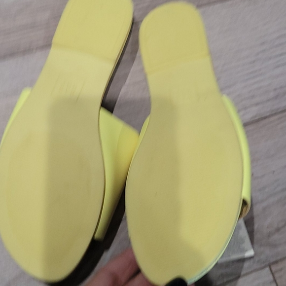 COPY - Women slide ons - Picture 3 of 3